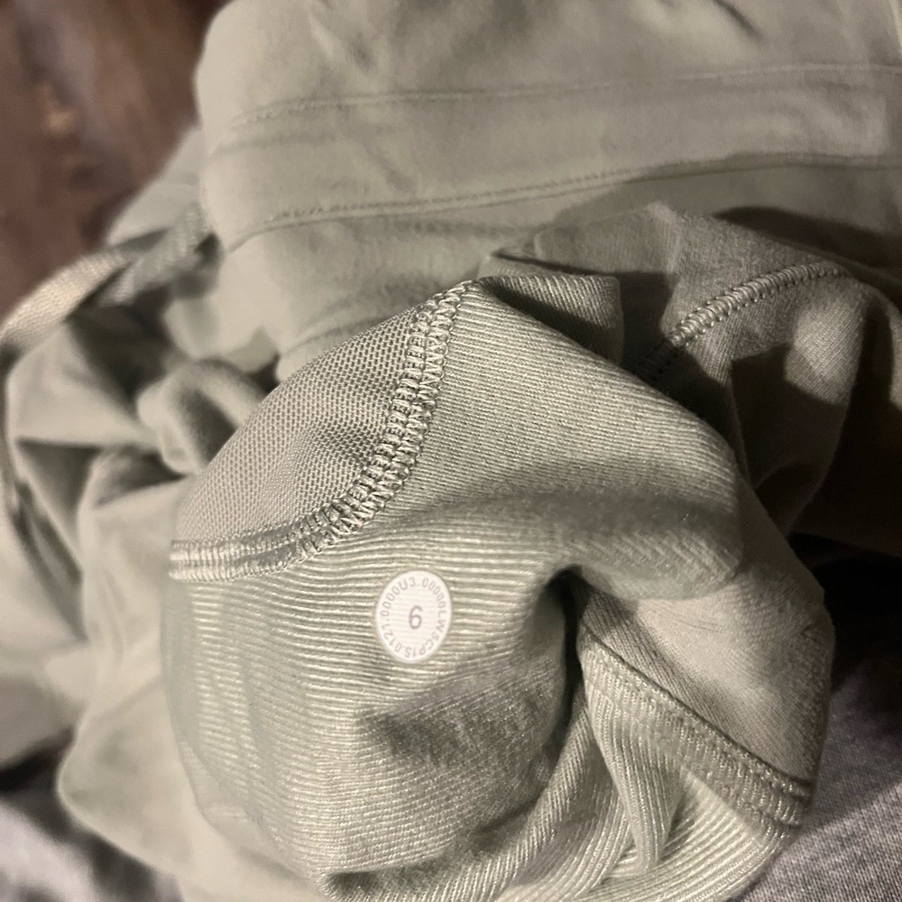 Lululemon Ready to Rulu Jogger 29" Green Fern Size 6 - Picture 9 of 9